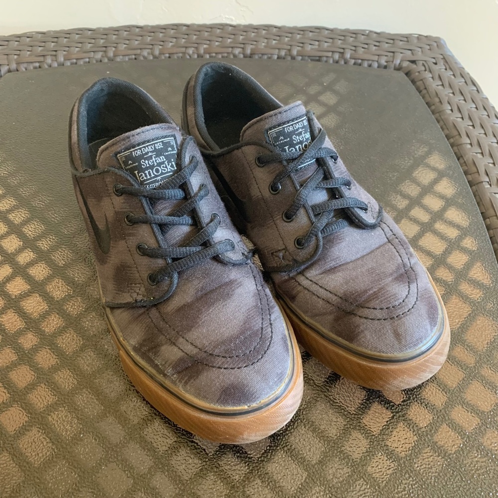 Nike Zoom Air SB Stefan Janoski low Anthracite size 6Y